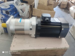 伺服電機行星減速機在新能源設(shè)備中的應用與適